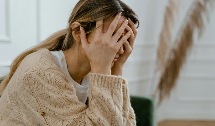 Stress affects hair health by causing hair thinning and skin issues due to high cortisol levels.